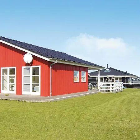 Ferienhaus Stunning In With House Sea View *